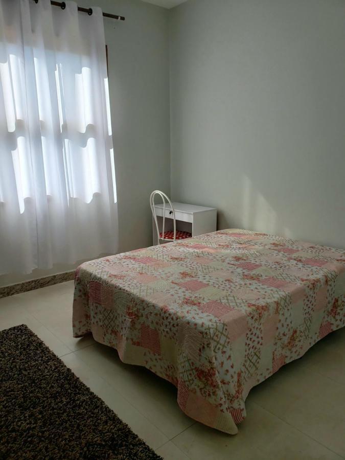 Espaco Inteiro Para 08 Pessoas Proximo A Area Hospitalar Em Bh เบโลโอรีซอนชี ภายนอก รูปภาพ